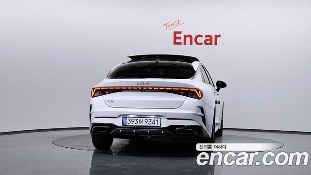 Kia K5 (III) 1.6 Turbo Signature 2022 — фото 4