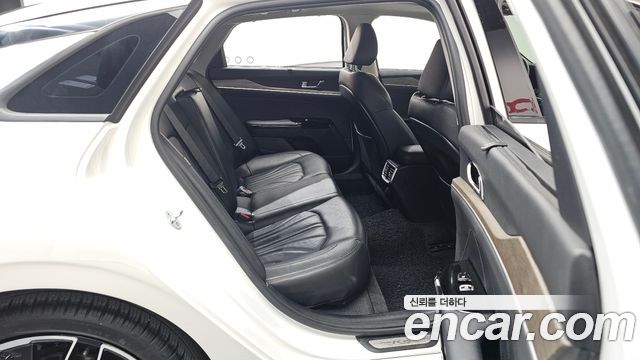 Kia K5 (III) 1.6 Turbo Signature 2022 — фото 12