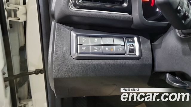 KG Mobility (SsangYong) Very New Tivoli Gasoline 1.5 2WD V3 2022 — фото 18