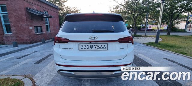 Hyundai Santa Fe Diesel 2.2 4WD Calligraphy 2023 — фото 4