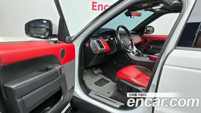 Land Rover Range Rover Sport (II) 3.0 SDV6 HSE Dynamic 2018 — фото 11