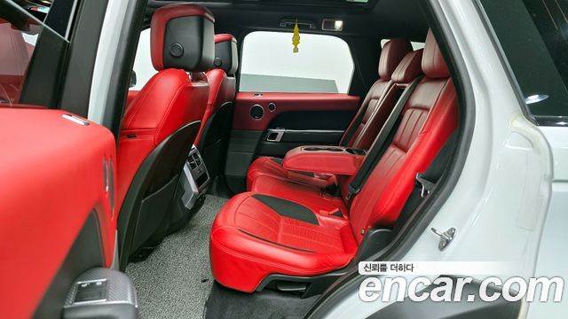 Land Rover Range Rover Sport (II) 3.0 SDV6 HSE Dynamic 2018 — фото 12