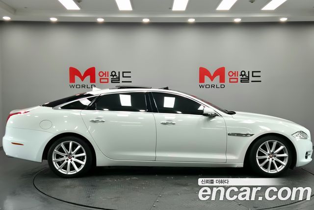 Jaguar XJ 3.0D Premium Luxury LWB X351 2014 — фото 3