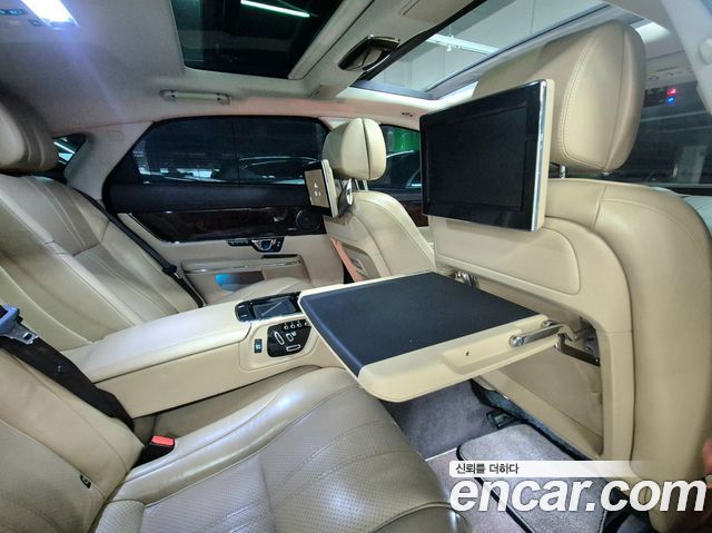 Jaguar XJ 3.0D Premium Luxury LWB X351 2014 — фото 15