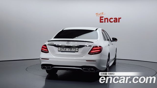 Mercedes-Benz E-Class (W213) E220d Avantgarde 2019 — фото 4