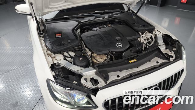 Mercedes-Benz E-Class (W213) E220d Avantgarde 2019 — фото 6