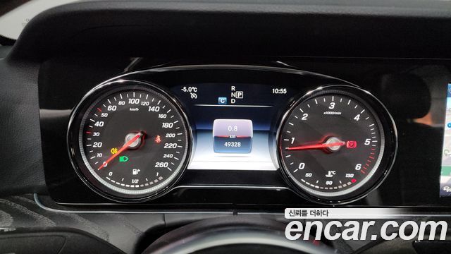 Mercedes-Benz E-Class (W213) E220d Avantgarde 2019 — фото 8