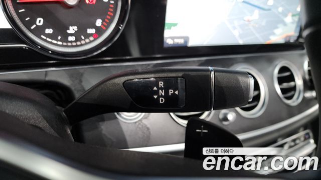 Mercedes-Benz E-Class (W213) E220d Avantgarde 2019 — фото 9