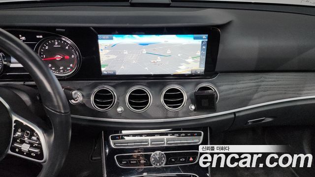 Mercedes-Benz E-Class (W213) E220d Avantgarde 2019 — фото 14