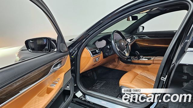 BMW 7 Series (G11) 730Ld xDrive Design Pure Excellence 2020 — фото 11