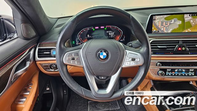 BMW 7 Series (G11) 730Ld xDrive Design Pure Excellence 2020 — фото 13