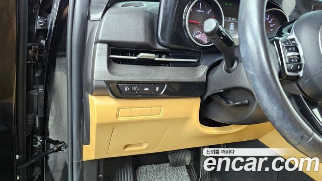 Kia Carnival (IV) Diesel 9-Seater Prestige 2021 — фото 16