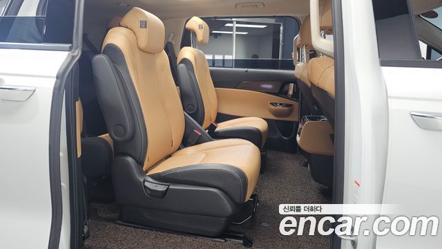 Kia Carnival (IV) Gasoline 9-Seater Signature 2023 — фото 12