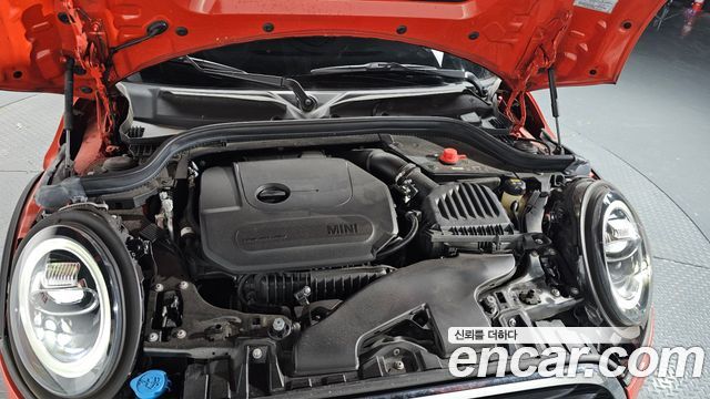 MINI Cooper 5Door Standard 3rd 2021 — фото 6