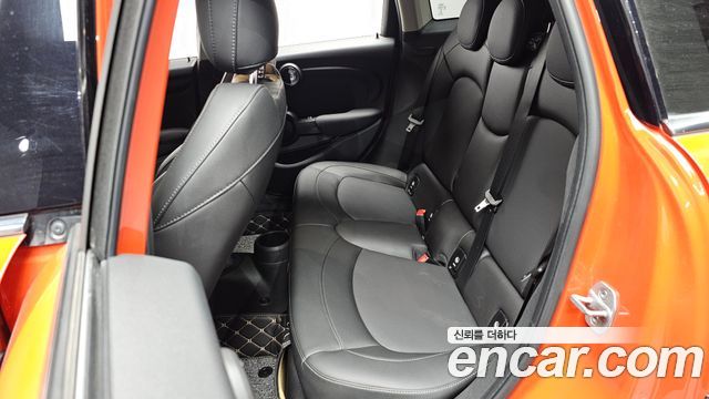 MINI Cooper 5Door Standard 3rd 2021 — фото 12