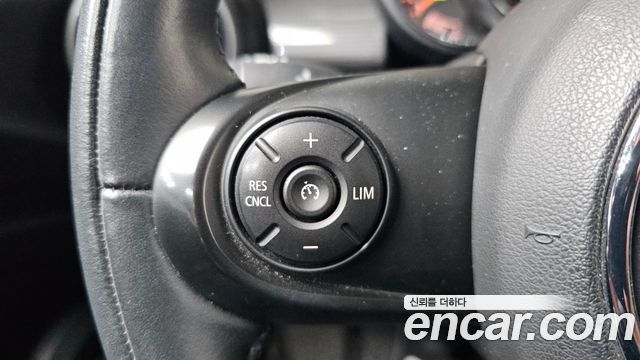 MINI Cooper 5Door Standard 3rd 2021 — фото 17