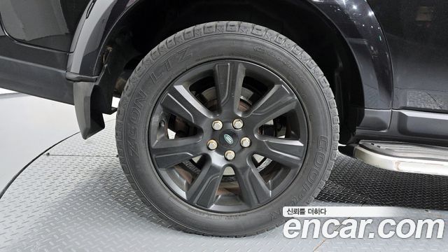 Land Rover Discovery 4 3.0 SDV6 HSE 2013 — фото 5