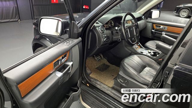 Land Rover Discovery 4 3.0 SDV6 HSE 2013 — фото 10