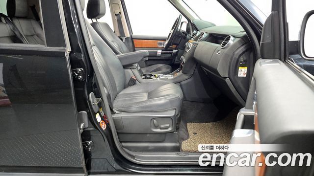 Land Rover Discovery 4 3.0 SDV6 HSE 2013 — фото 11