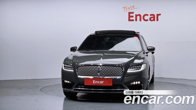Lincoln Continental (X) 3.0 Presidential AWD 2017 — фото 3