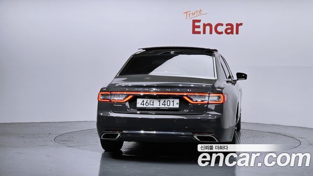 Lincoln Continental (X) 3.0 Presidential AWD 2017 — фото 4