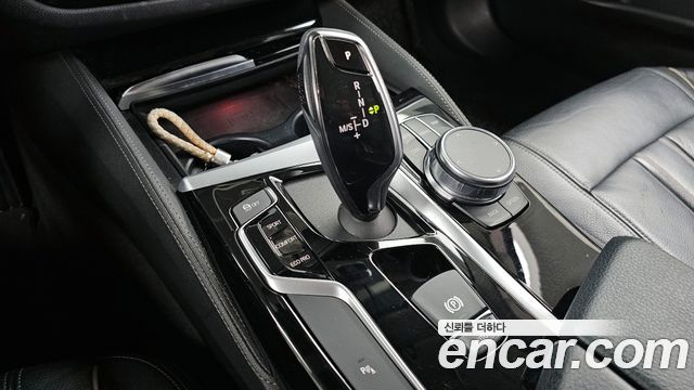 BMW 5 Series (G30) 520i Luxury 2019 — фото 9