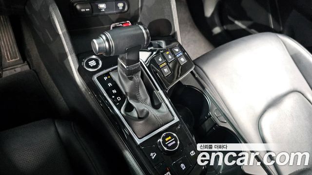 Kia Sportage (V) Diesel 2.0 4WD Prestige 2022 — фото 9