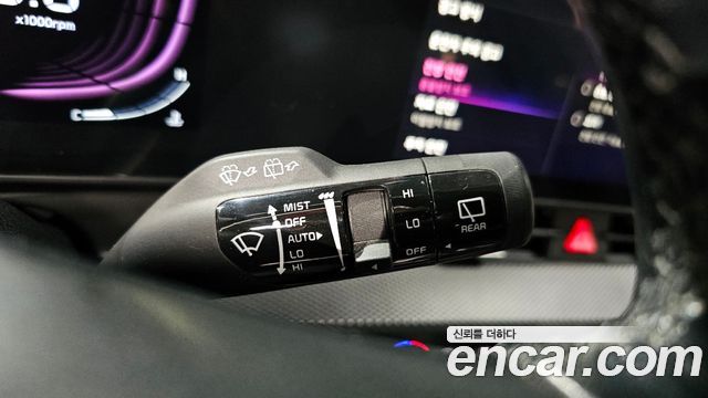 Kia Sportage (V) Diesel 2.0 4WD Prestige 2022 — фото 18