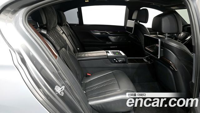 BMW 7 Series (G11) 750Li xDrive Prestige 2016 — фото 12