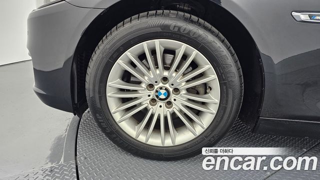 BMW 5 Series (F10) 520d xDrive 2014 — фото 5