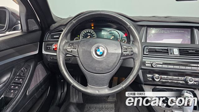 BMW 5 Series (F10) 520d xDrive 2014 — фото 13
