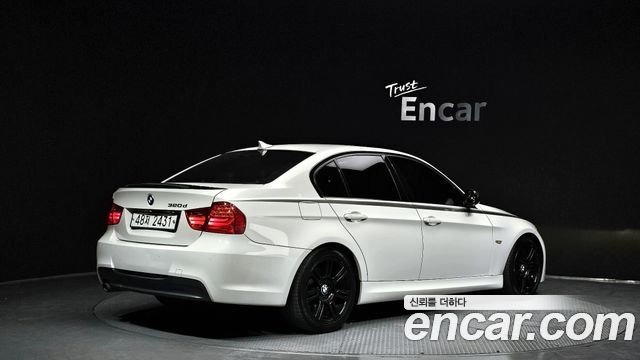 BMW 3 Series (E90) 320d Sedan M Sport 2011 — фото 2