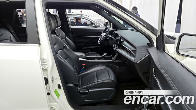 KG Mobility (SsangYong) Torres Gasoline 1.5 4WD T7 2023 — фото 11