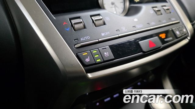 Lexus NX300h Supreme 2021 — фото 20
