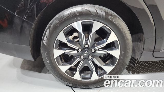 Kia Carnival (IV) Gasoline 9-Seater Signature 2021 — фото 5