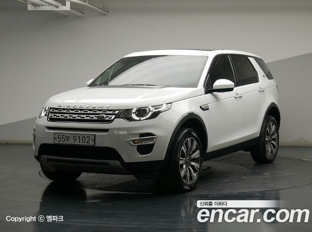 Land Rover Discovery Sport 2.0 TD4 HSE Luxury 2017 — фото 1