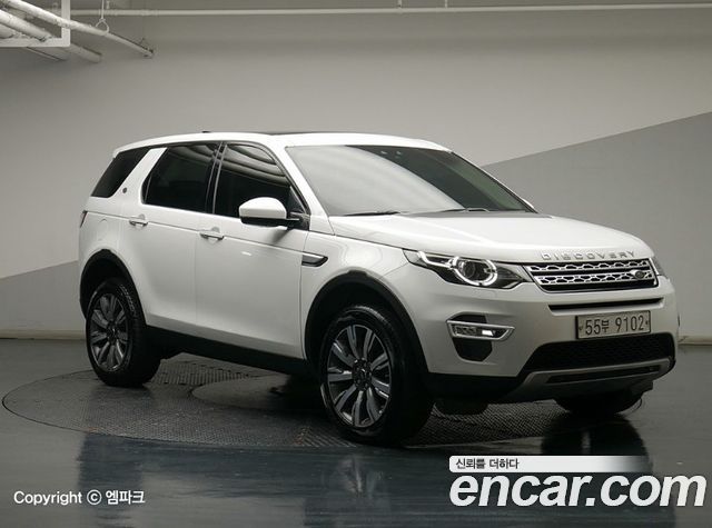 Land Rover Discovery Sport 2.0 TD4 HSE Luxury 2017 — фото 4
