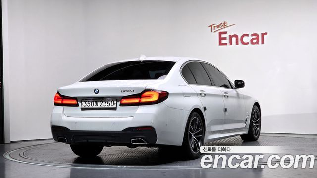BMW 5 Series (G30) 523d M Sport 2021 — фото 2