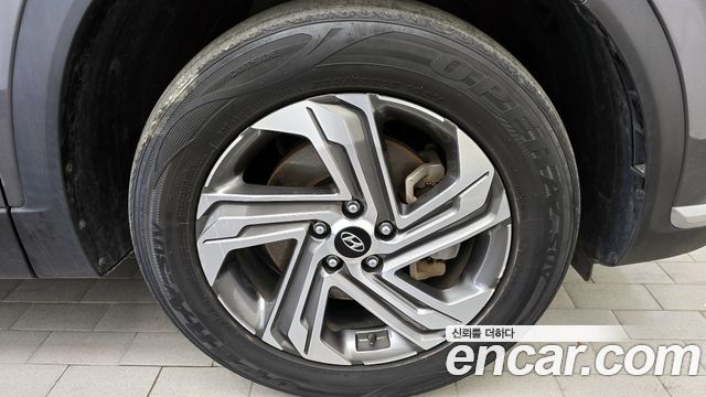 Hyundai Santa Fe Diesel 2.2 2WD Prestige 2021 — фото 5