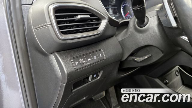 Hyundai Santa Fe Diesel 2.2 2WD Prestige 2021 — фото 17