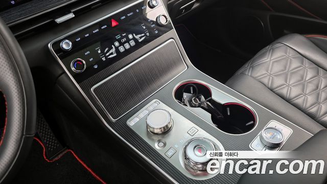 Genesis GV80 Coupe 2.5T Gasoline AWD 2024 — фото 9