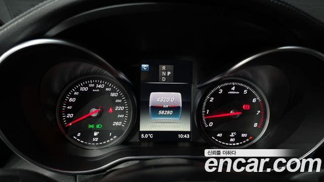 Mercedes-Benz GLC-Class (X253) GLC300 4MATIC AMG Line 2019 — фото 8
