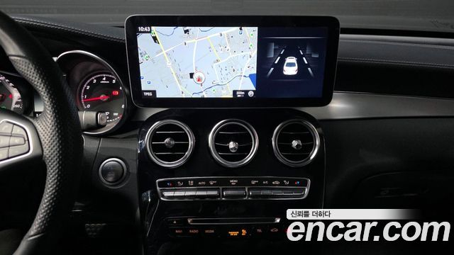 Mercedes-Benz GLC-Class (X253) GLC300 4MATIC AMG Line 2019 — фото 14