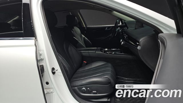 Genesis G80 (RG3) Gasoline 2.5 Turbo AWD 2022 — фото 10