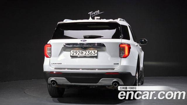 Ford Explorer (VI) 2.3 LimIted 4WD 2020 — фото 4