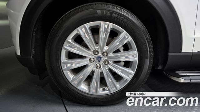 Ford Explorer (VI) 2.3 LimIted 4WD 2020 — фото 5