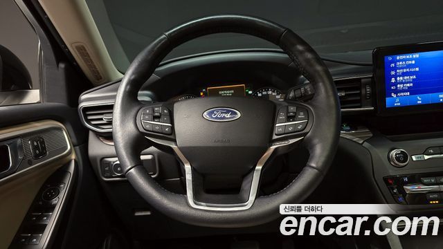 Ford Explorer (VI) 2.3 LimIted 4WD 2020 — фото 17