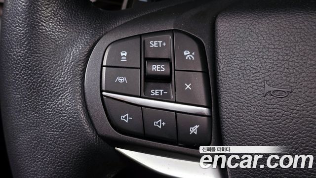 Ford Explorer (VI) 2.3 LimIted 4WD 2020 — фото 18