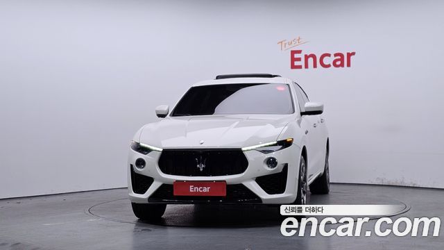 Maserati Levante 3.0 AWD GranSport 2020 — фото 3