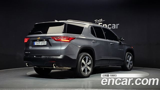 Chevrolet Traverse 3.6 AWD LT Leather Premium 2020 — фото 2